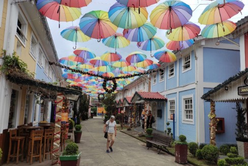 Aluguel de Van Penedo | Alugar Van no RJ